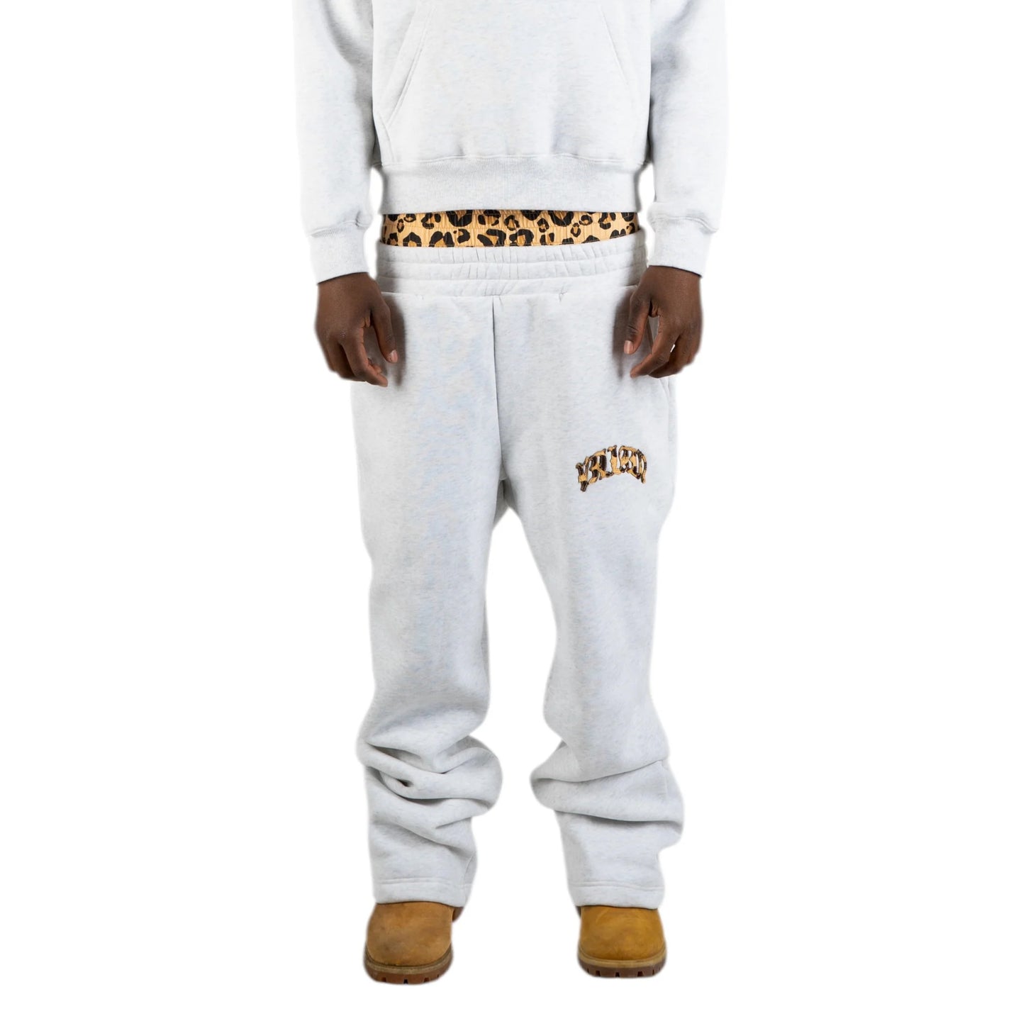 Revard™ Leopard Suite